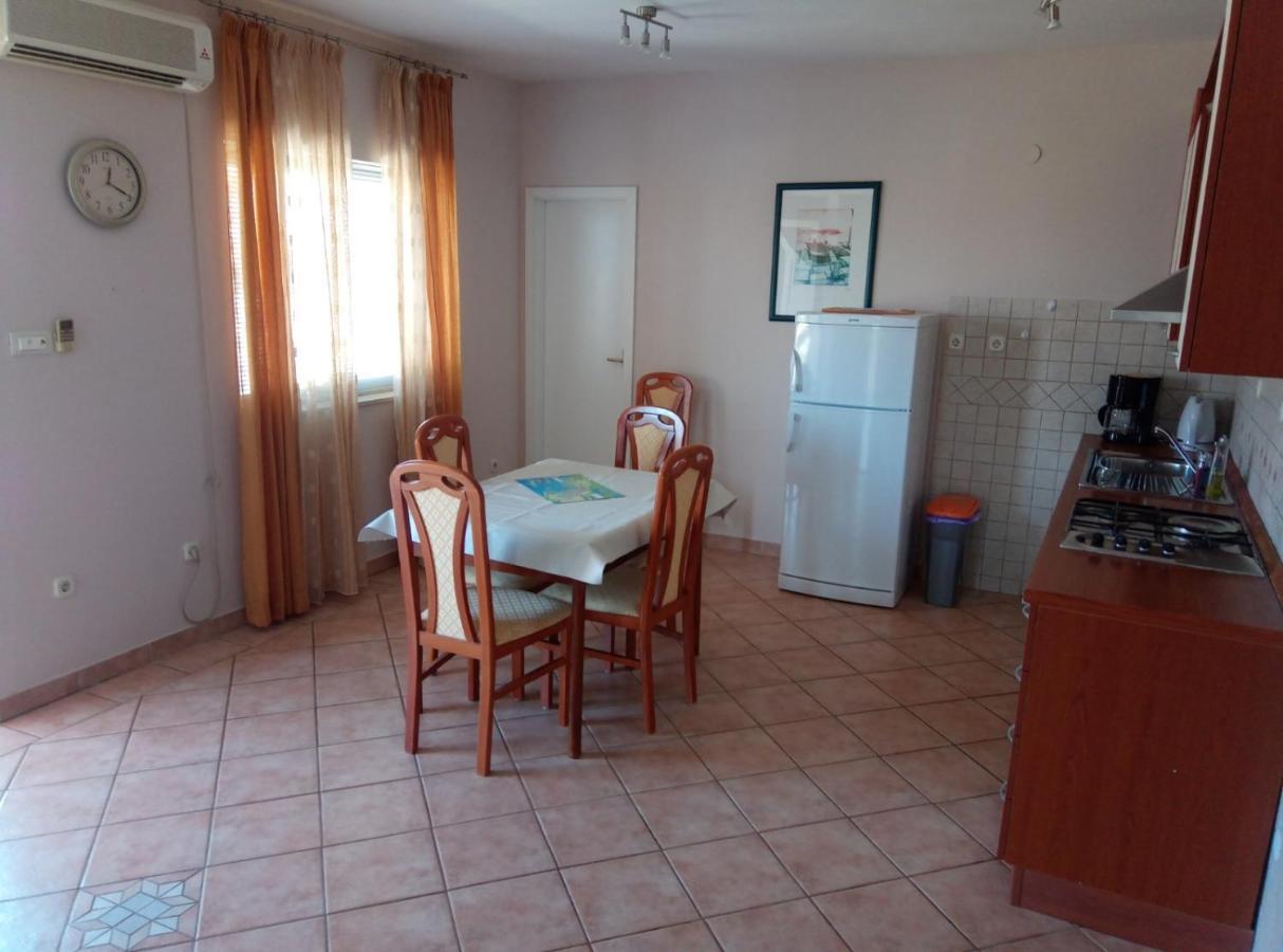 Apartments Laura هفار المظهر الخارجي الصورة