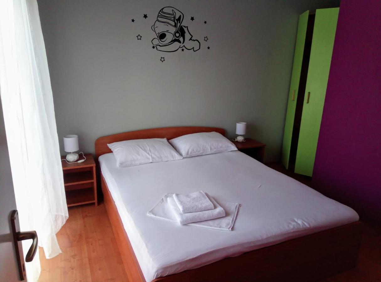 Apartments Laura هفار المظهر الخارجي الصورة